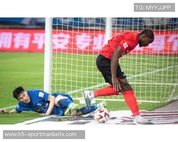 三镇官方宣布签下葡超巴西后腰阿德里亚诺菲尔米诺身价250万欧元 三镇官方宣布签下葡超巴西后腰阿德里亚诺菲尔米诺身价250万欧元